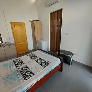 Affittacamere Anna 10 Min Walk From The, Larnaca