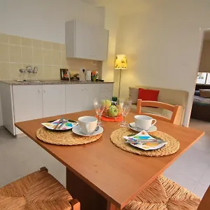 Апартаменты P. Ioannou Flats, Ларнака