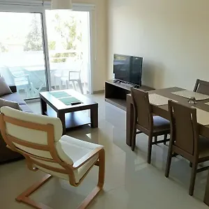 Апартаменты 32 Hill Court, Ларнака